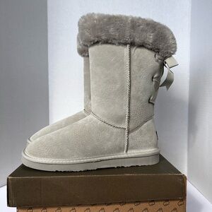 Lamo Women's Tall Tan Fur-Lined Winter Boots